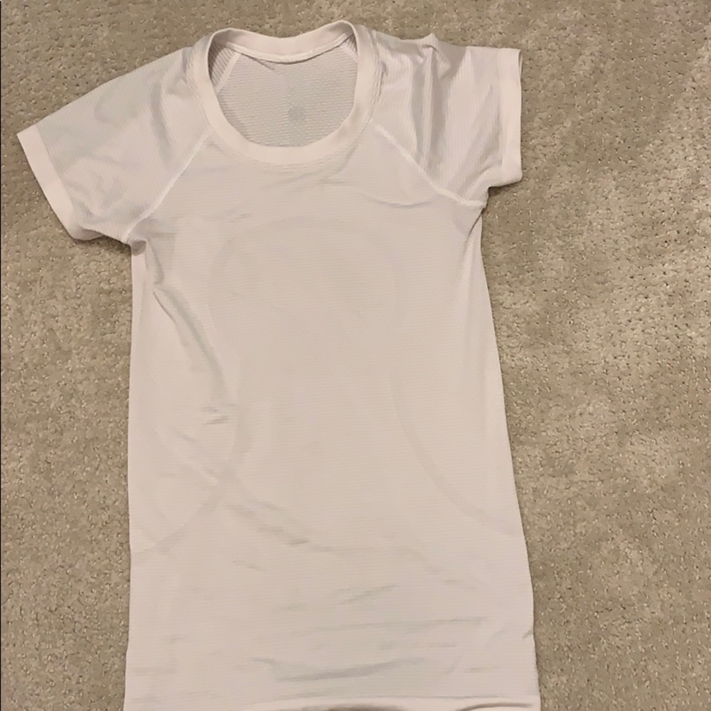 lululemon Swiftly Tech Short Sleeve 2.0